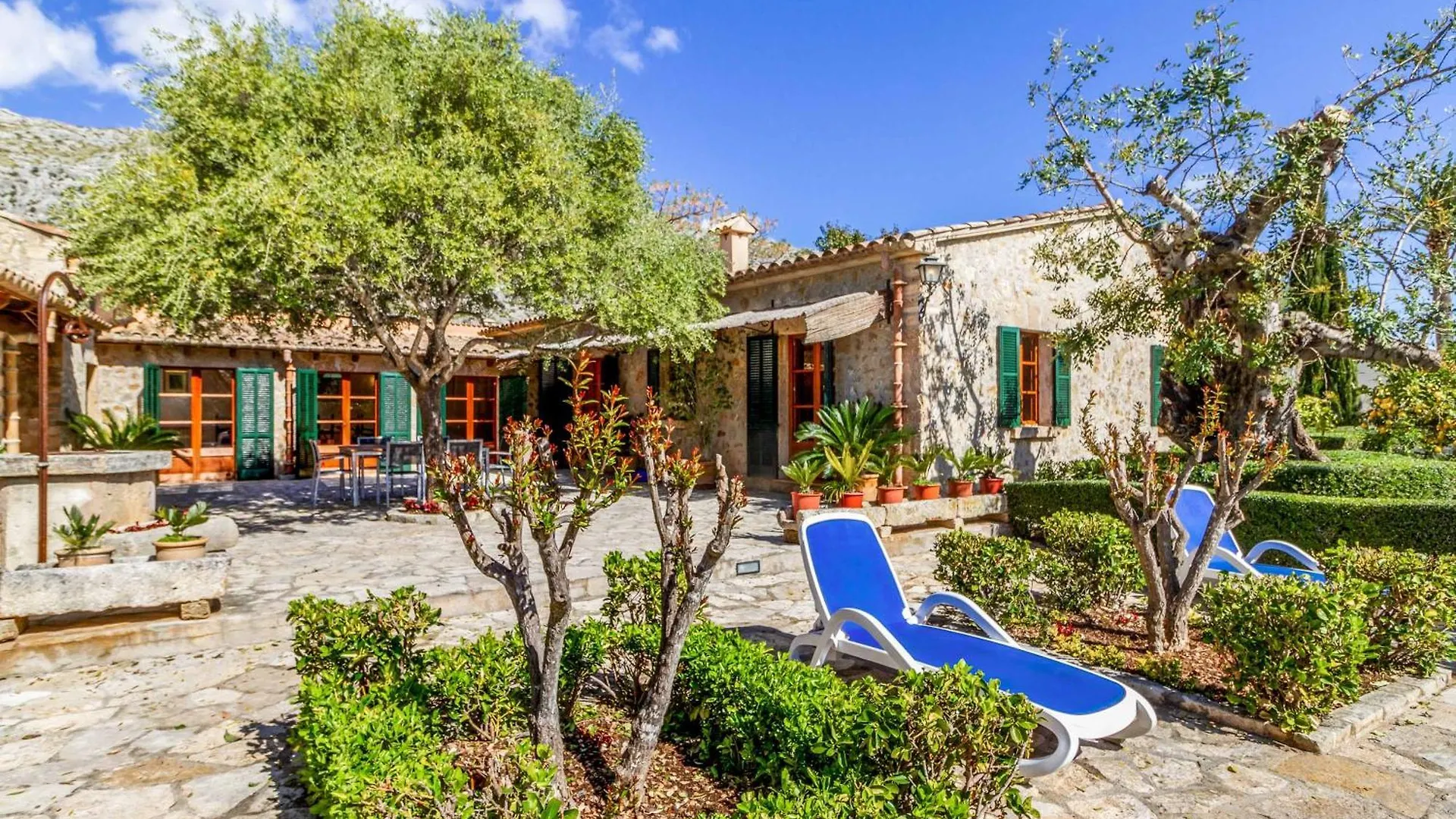 Finca Martorell Pollenca Villa